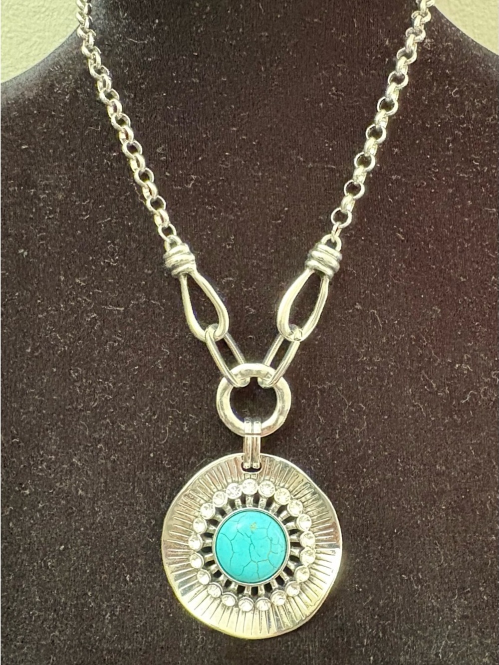 Paparazzi Silver-Tone Pendant Necklace with Turquoise-Blue Center Set